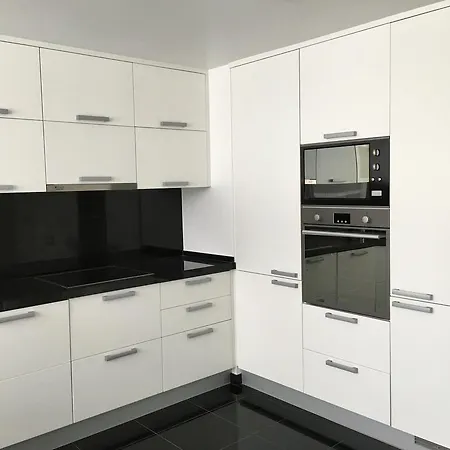 River Side Lisbon Flat Cruz Quebrada
